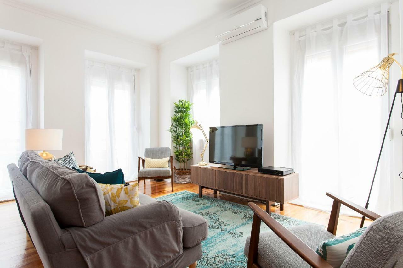 Principe Real Beautiful 3 Bedroom Flat Lisbon Luaran gambar